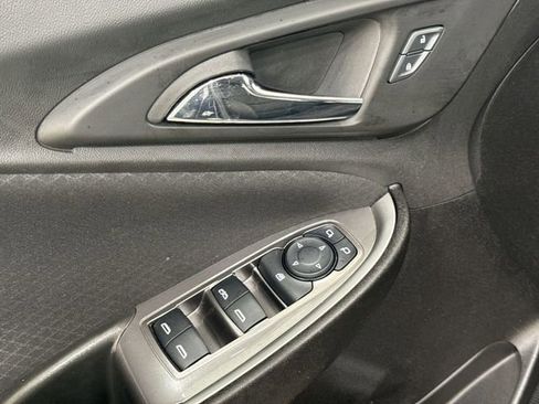 Used 2025 Chevrolet Malibu LT FWD image 22