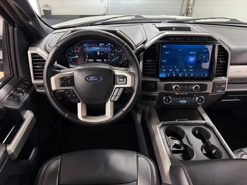 Used 2022 Ford F250 Lariat w/ Lariat Ultimate Package AWD/4WD image 23