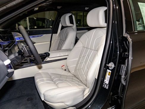 New 2026 BMW 760i xDrive w/ Executive Package image 34