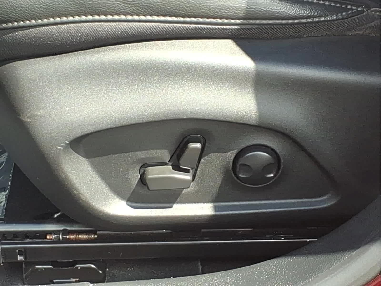 Used 2022 Jeep Compass Limited AWD/4WD image 16