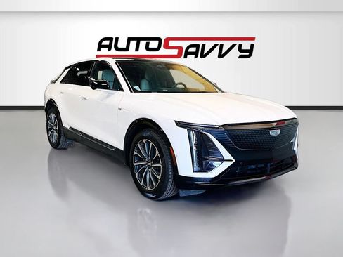 Used 2025 Cadillac Lyriq Sport w/ LPO, Floor Liner Package AWD/4WD image 1