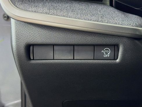 New 2026 Nissan Kicks SV FWD image 10