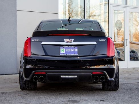 Used 2016 Cadillac CTS V image 9