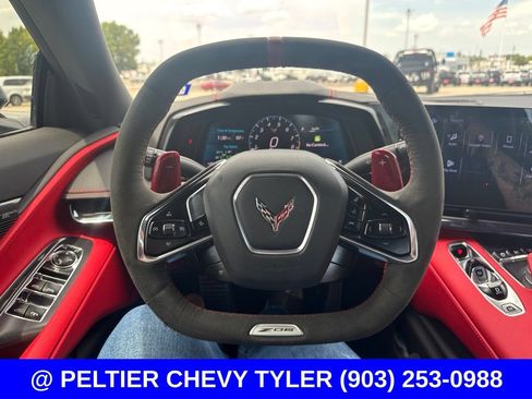 Used 2024 Chevrolet Corvette Z06 w/ Stealth Interior Trim Package RWD image 15