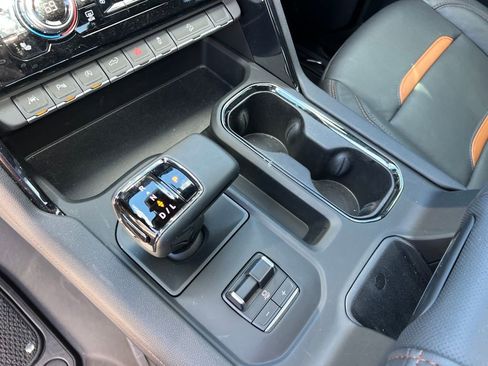 Certified 2025 GMC Sierra 1500 AT4 w/ AT4 Premium Package image 27