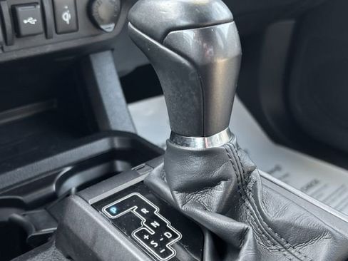 Used 2023 Toyota Tacoma TRD Off-Road w/ Advanced Technology Package image 42