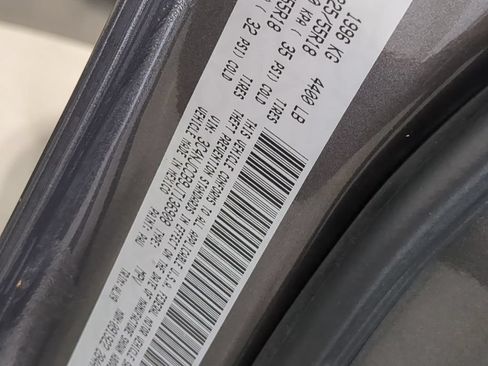 Used 2018 Jeep Compass Limited w/ Navigation Group FWD image 40