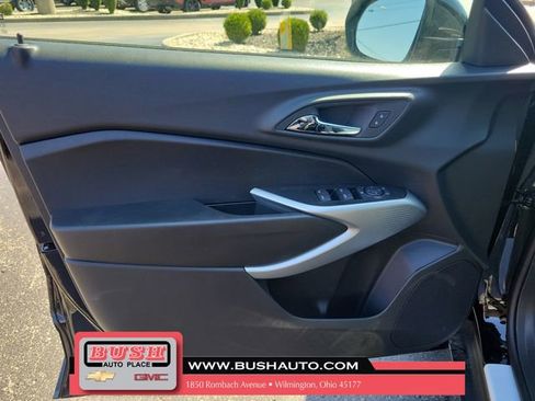 New 2026 Chevrolet Trax RS w/ Sunroof Package image 18