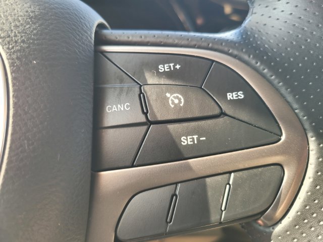 Used 2021 Dodge Durango SXT RWD image 27