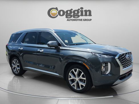 Used 2022 Hyundai Palisade Limited w/ Cargo Package FWD image 7