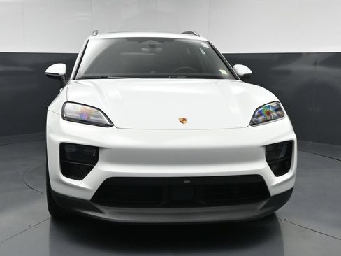 New 2026 Porsche Macan 4 Electric AWD/4WD image 13