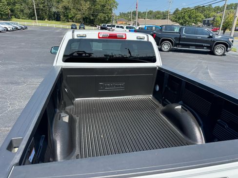 Used 2022 Chevrolet Colorado LT w/ Fleet Safety Package image 10