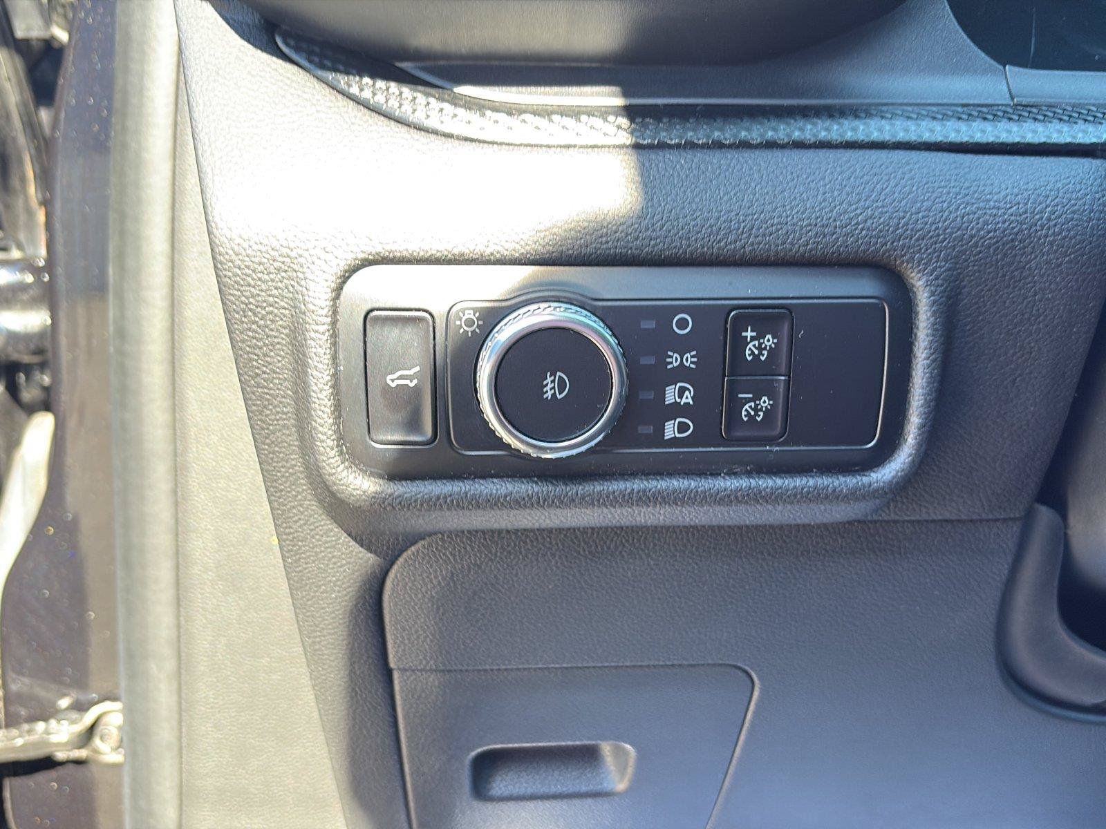 Used 2023 Ford Explorer ST w/ Equipment Group 401A AWD/4WD image 25