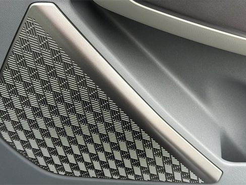 New 2026 Kia EV9 Wind image 21