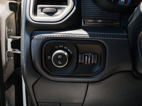 Used 2019 RAM 3500 Limited AWD/4WD image 15