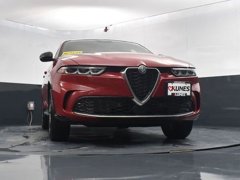 Used 2024 Alfa Romeo Tonale Ti image 48