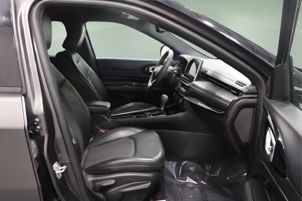 Certified 2022 Jeep Compass Latitude AWD/4WD image 17