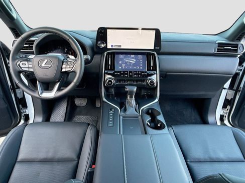 New 2026 Lexus LX 600 600 Premium 4WD image 3