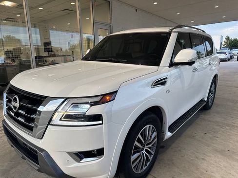 Used 2022 Nissan Armada SL AWD/4WD image 10