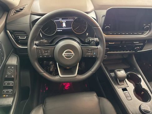 Used 2021 Nissan Rogue SL w/ Premium Package image 29