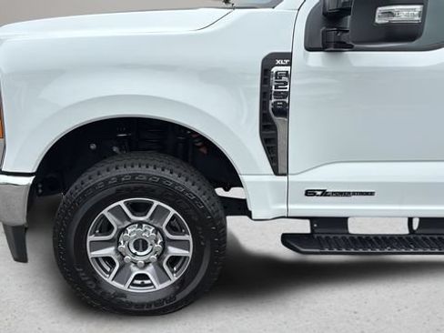Used 2025 Ford F250 XLT w/ FX4 Off-Road Package AWD/4WD image 32