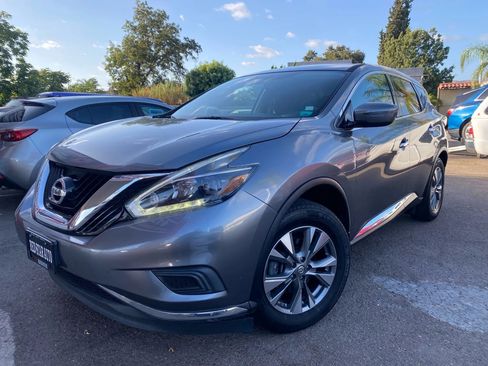 Used 2018 Nissan Murano S w/ Cargo Package image 3