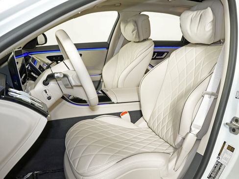 Certified 2025 Mercedes-Benz S 580 4MATIC Sedan image 13