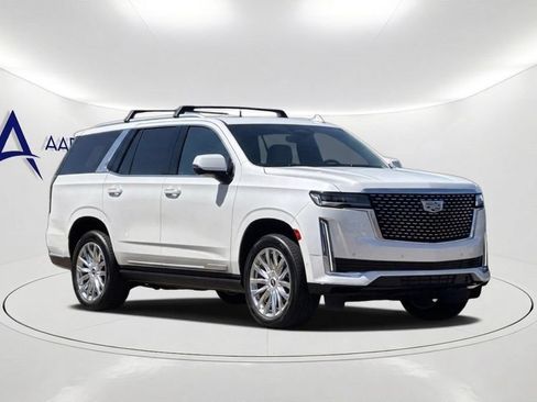 Used 2021 Cadillac Escalade Premium Luxury w/ Driver Assist Tech Package AWD/4WD image 9