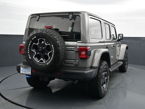 Used 2022 Jeep Wrangler Unlimited Rubicon 4xe w/ Steel Bumper Group AWD/4WD image 6