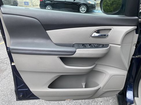 Used 2016 Honda Odyssey LX image 10
