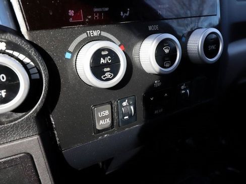 Used 2018 Toyota Sequoia SR5 image 7