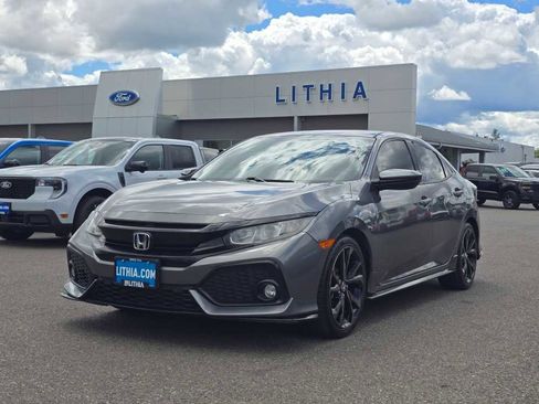 Used 2018 Honda Civic Sport image 1
