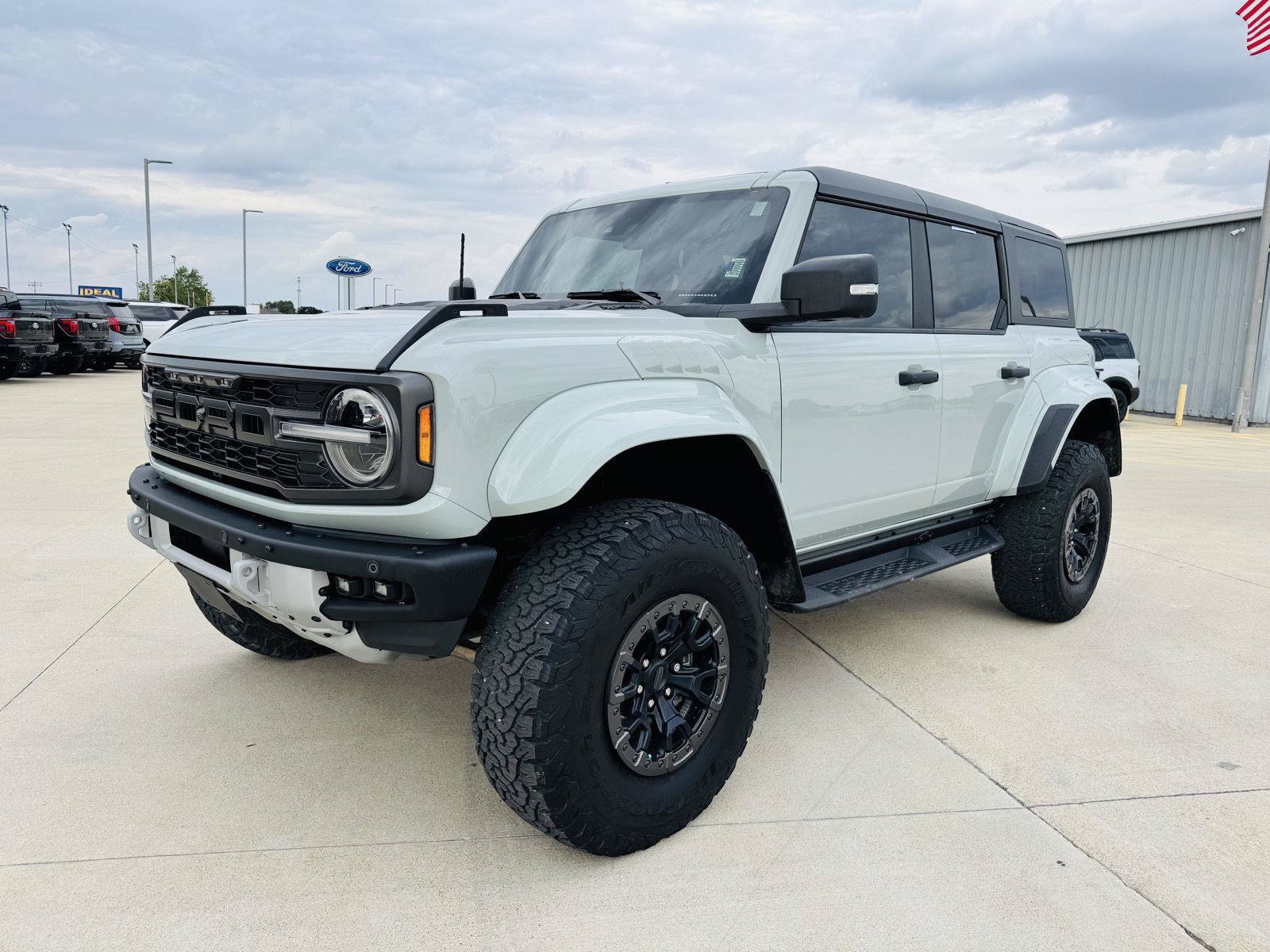 Used 2024 Ford Bronco Raptor AWD/4WD image 33