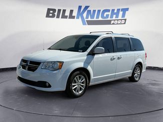 Used 2020 Dodge Grand Caravan SXT image 1