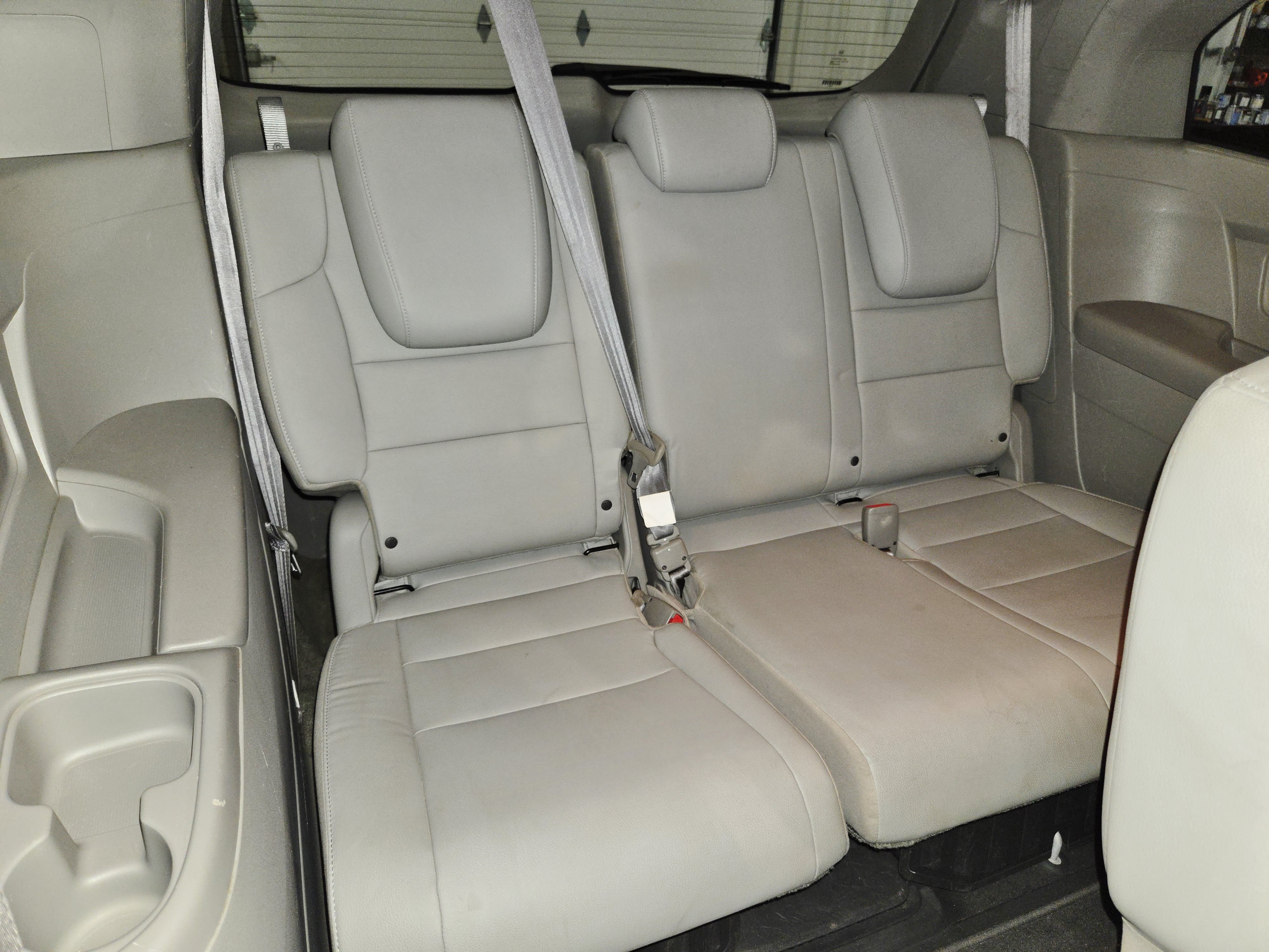 Used 2015 Honda Odyssey EX-L image 27