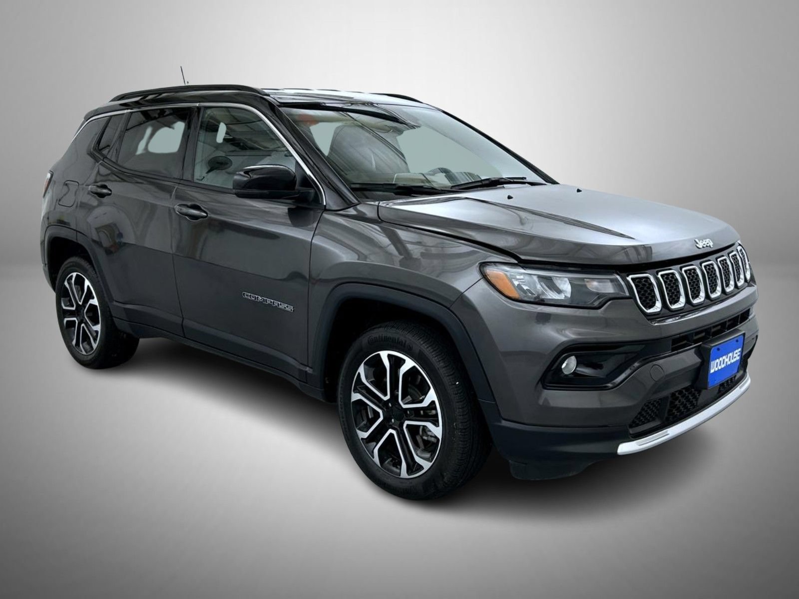 Used 2023 Jeep Compass Limited AWD/4WD image 3