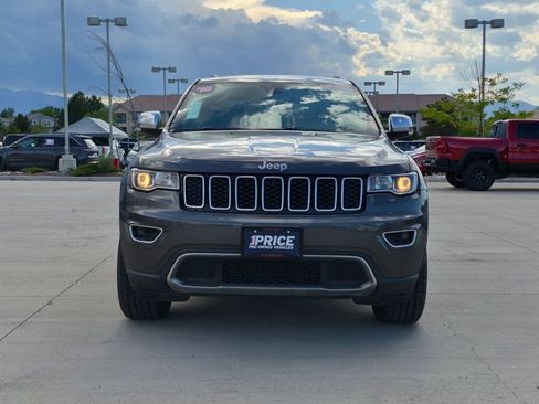Used 2018 Jeep Grand Cherokee Limited AWD/4WD image 2