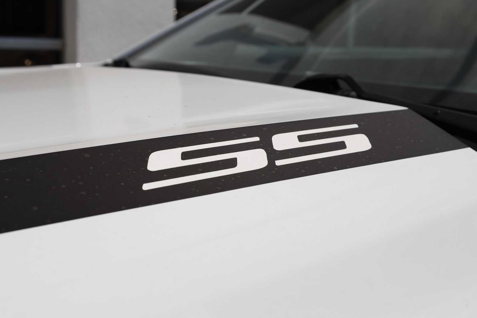 Used 2020 Chevrolet Camaro SS RWD image 48