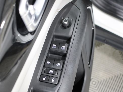 Used 2025 Jeep Compass Limited AWD/4WD image 7