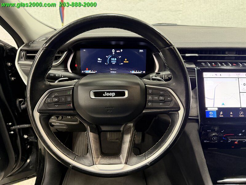 Used 2021 Jeep Grand Cherokee L Limited AWD/4WD image 4
