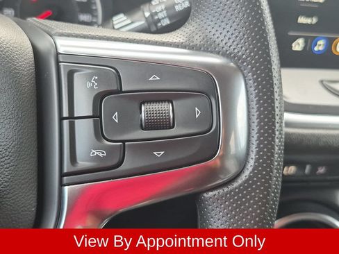 Used 2025 Chevrolet Blazer LT FWD image 22