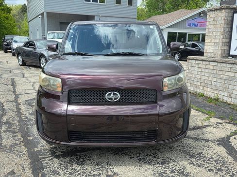 Used 2008 Scion xB FWD image 2