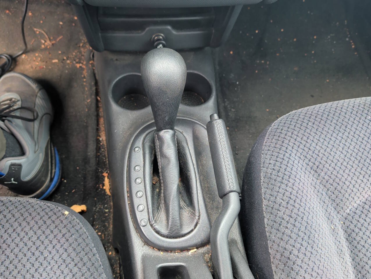 Used 2005 Dodge Stratus SXT FWD image 36