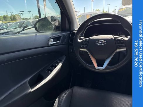 Used 2019 Hyundai Tucson Limited AWD/4WD image 32