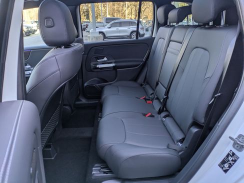 New 2026 Mercedes-Benz GLB 250 4MATIC image 16