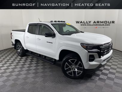 Used 2023 Chevrolet Colorado Z71 w/ Z71 Convenience Package 2