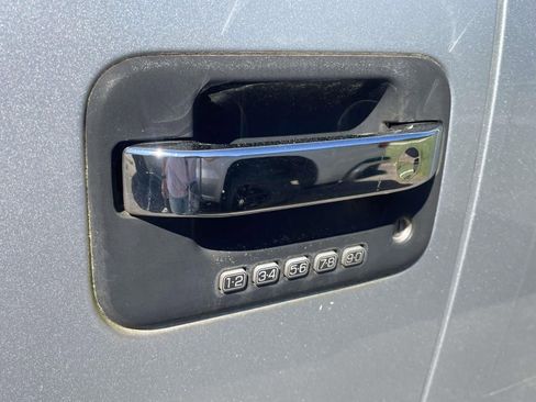 Used 2009 Ford F150 XLT image 6