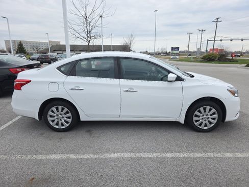 Used 2017 Nissan Sentra SV image 7