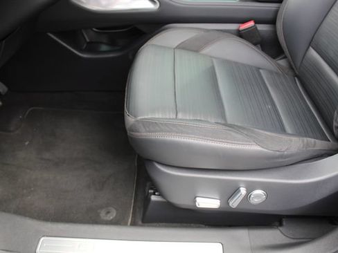 Used 2025 Lincoln Nautilus Reserve w/ Jet Appearance Package AWD/4WD image 40