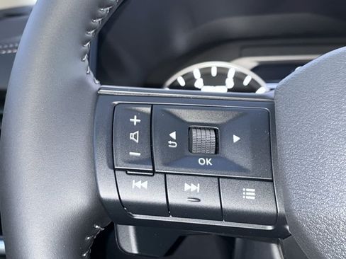 New 2026 Nissan Rogue SV w/ Cold Weather Package AWD/4WD image 18